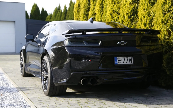 Chevrolet Camaro cena 299000 przebieg: 13200, rok produkcji 2018 z Pabianice małe 191